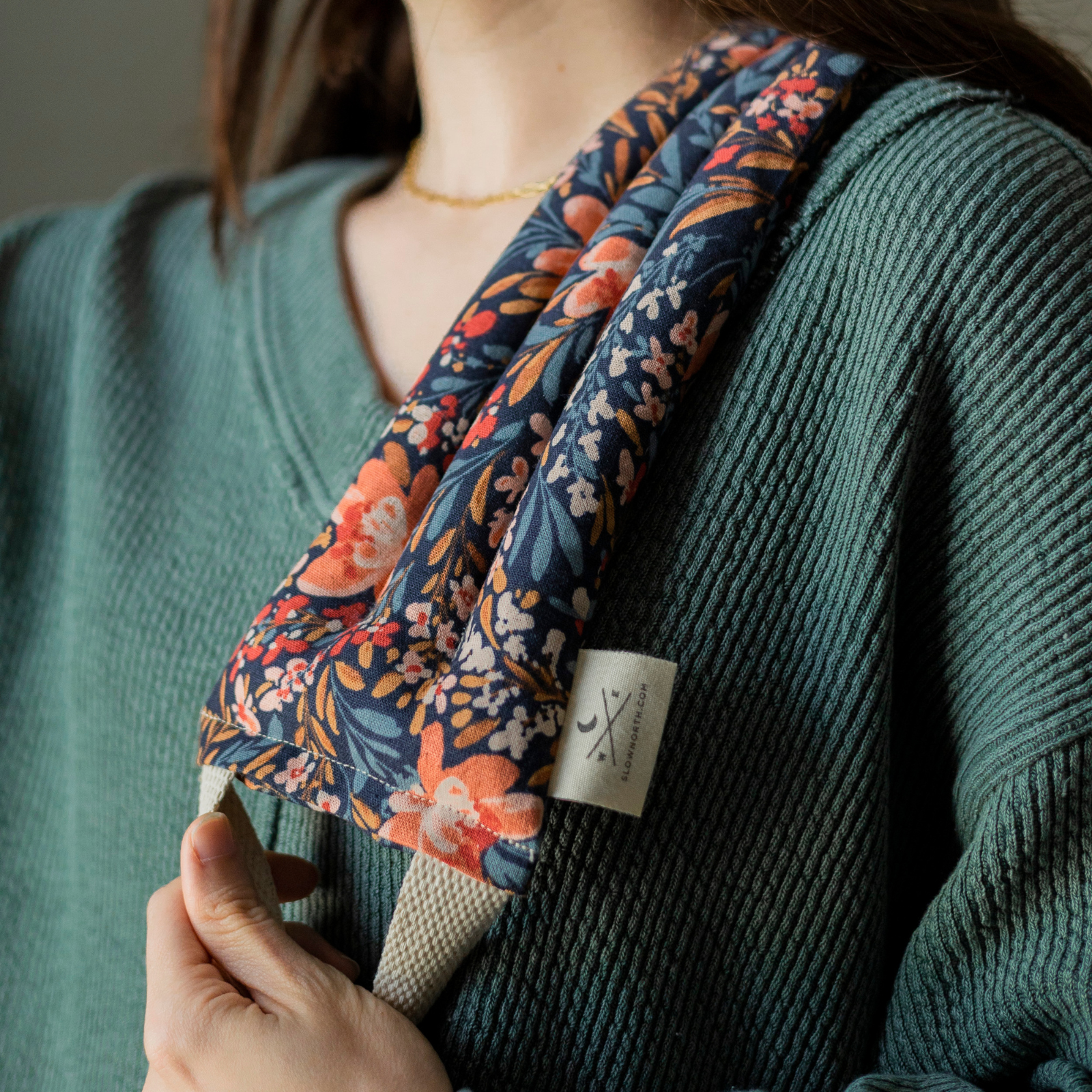 Neck Wrap - Pom Blossom